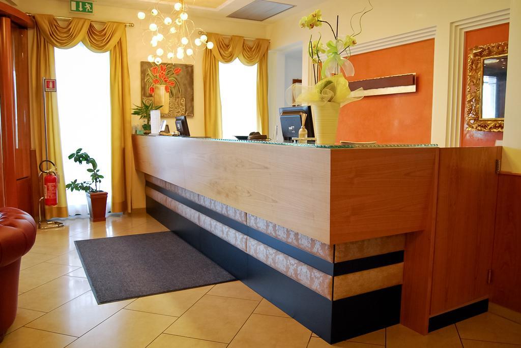 Hotel Ristorante Giada Grumolo delle Abbadesse Ngoại thất bức ảnh