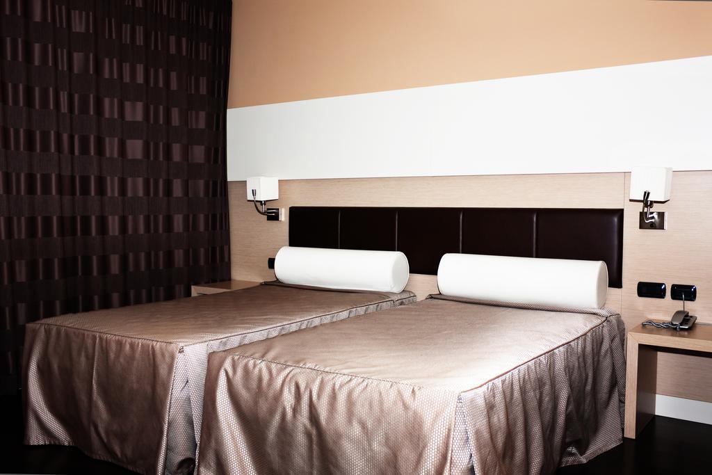 Hotel Ristorante Giada Grumolo delle Abbadesse Ngoại thất bức ảnh