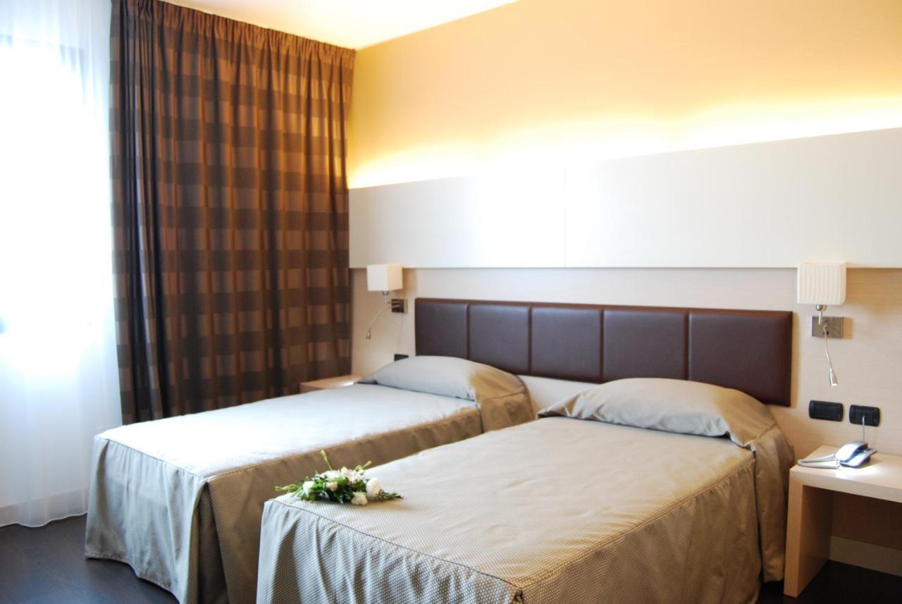 Hotel Ristorante Giada Grumolo delle Abbadesse Ngoại thất bức ảnh